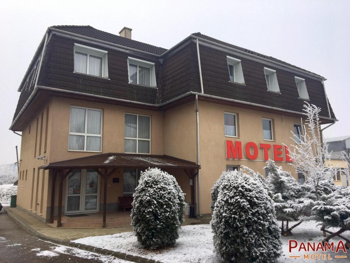 Panama Motel Székesfehérvár Eksteriør billede